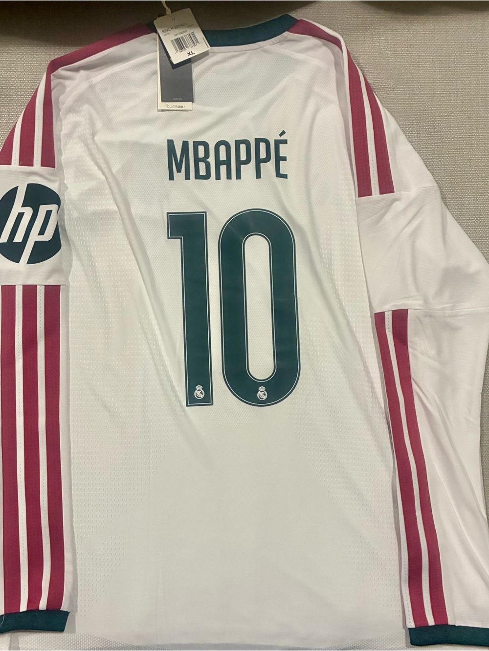Adidas Real Madrid player version authentic long sleeve 26-27 home kit size XL
